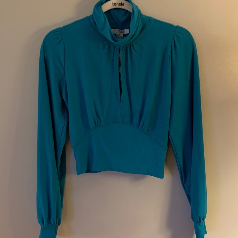 NWT FAVLUX Mock Turtleck, Sz. M